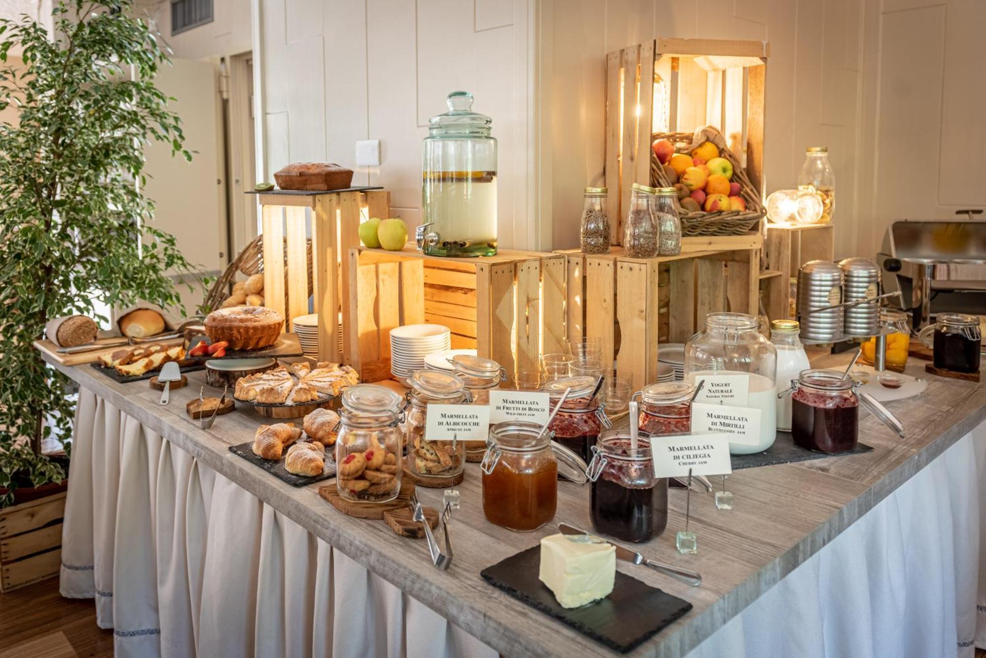 Hotel Alaska Folgarida Εξωτερικό φωτογραφία